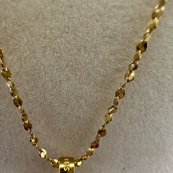 Elegant Shell Butterfly Pendant on Chain - Picture 4 of 10